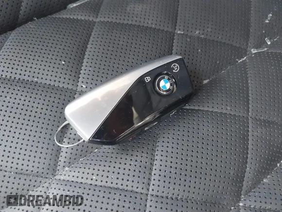 ✅ 2024 BMW X7 xDrive40i • VIN: 5UX23EM02R9U40266 • Лот: 39589412. Опубліковано раніше на IAAI з пробігом 11 234 миль. Безкоштовний доступ до архіву аукціонних продажів зі США та докладний звіт про історію автомобіля на DreamBid. Зображення 11.