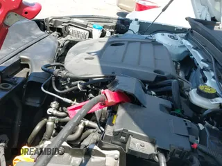 ✅ 2025 Volvo XC40 Plus Dark Theme • VIN: YV4L12UC2S2451557 • Lot: 42136456. Wystawiony na IAAI z przebiegiem 3 796 mil. Bezpłatny archiwum sprzedaży aukcyjnych z USA i szczegółowy raport historii pojazdu na DreamBid. Zdjęcie 19.