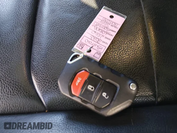 ✅ 2023 Jeep Wrangler Sahara • VIN: 1C4JJXP61PW519697 • Лот: 44625895. Опубліковано раніше на IAAI з пробігом 34 186 миль. Безкоштовний доступ до архіву аукціонних продажів зі США та докладний звіт про історію автомобіля на DreamBid. Зображення 11.
