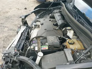 ✅ 2019 Buick Envision Preferred • VIN: LRBFXBSAXKD033251 • Lot: 42927435. Wystawiony na IAAI z przebiegiem 124 704 mil. Bezpłatny archiwum sprzedaży aukcyjnych z USA i szczegółowy raport historii pojazdu na DreamBid. Zdjęcie 19.