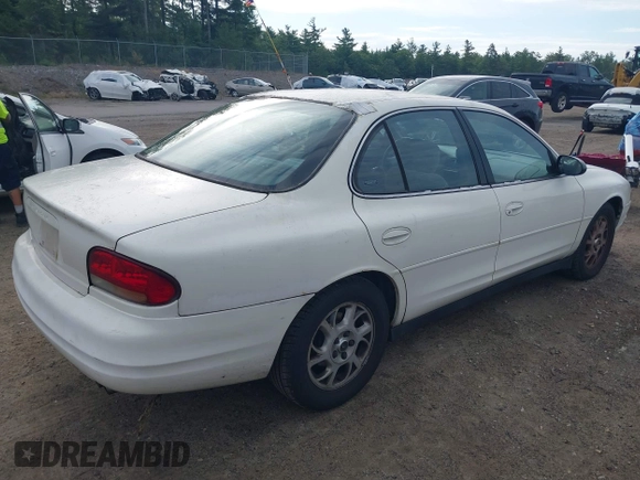 ✅ 2001 Oldsmobile Intrigue GX • VIN: 1G3WH52H61F110519 • Lot: 43106295. Wystawiony na IAAI z przebiegiem 106 501 mil. Bezpłatny archiwum sprzedaży aukcyjnych z USA i szczegółowy raport historii pojazdu na DreamBid. Zdjęcie 4.