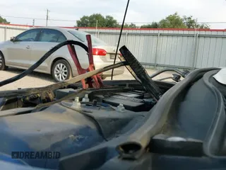 ✅ 2009 Ford Fusion SE • VIN: 3FAHP07Z79R102451 • Lot: 43187593. Wystawiony na IAAI z przebiegiem 237 326 mil. Bezpłatny archiwum sprzedaży aukcyjnych z USA i szczegółowy raport historii pojazdu na DreamBid. Zdjęcie 12.