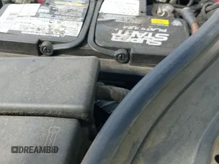 ✅ 2016 Volkswagen Passat SE • VIN: 1VWBT7A39GC008704 • Lot: 43460787. Wystawiony na IAAI z przebiegiem 104 466 mil. Bezpłatny archiwum sprzedaży aukcyjnych z USA i szczegółowy raport historii pojazdu na DreamBid. Zdjęcie 19.