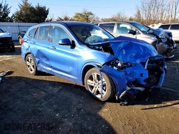 ✅ 2017 BMW X1 sDrive28i • VIN: WBXHU7C3XHP925168 • Lot: 98255735. Listed on Copart with 96,958 mi. Free auction sales archive from the USA and detailed vehicle history report at DreamBid. Image 4.
