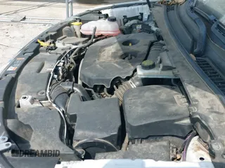 ✅ 2015 Lincoln MKC • VIN: 5LMCJ1A95FUJ35949 • Лот: 42951610. Опубликован ранее на IAAI с пробегом 227 407 миль. Бесплатный доступ к архиву аукционных продаж из США и подробный отчёт об истории автомобиля на DreamBid. Изображение 19.