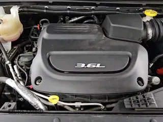 ✅ 2018 Chrysler Pacifica Touring L Plus • VIN: 2C4RC1EG9JR332696 • Lot: 86715385. Listed on Copart with 96,643 mi. Free auction sales archive from the USA and detailed vehicle history report at DreamBid. Image 15.