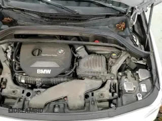 ✅ 2018 BMW X2 sDrive28i • VIN: WBXYJ3C37JEP76270 • Lot: 89868415. Wystawiony na Copart z przebiegiem 140 817 mil. Bezpłatny archiwum sprzedaży aukcyjnych z USA i szczegółowy raport historii pojazdu na DreamBid. Zdjęcie 14.