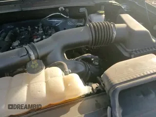 ✅ 2024 Ford Expedition XLT • VIN: 1FMJU1J85REA01255 • Лот: 82224865. Опубликован ранее на Copart с пробегом 20 040 миль. Бесплатный доступ к архиву аукционных продаж из США и подробный отчёт об истории автомобиля на DreamBid. Изображение 16.