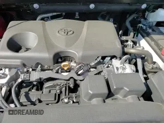 ✅ 2025 Toyota RAV4 XLE Premium • VIN: 2T3A1RFV8SW540994 • Lot: 81989485. Wystawiony na Copart z przebiegiem 7 188 mil. Bezpłatny archiwum sprzedaży aukcyjnych z USA i szczegółowy raport historii pojazdu na DreamBid. Zdjęcie 16.