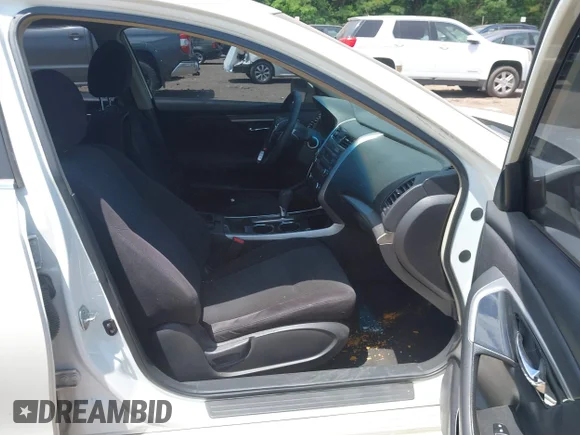 ✅ 2013 Nissan Altima S • VIN: 1N4AL3AP0DN574671 • Лот: 45132032. Опубліковано раніше на IAAI з пробігом 259 538 миль. Безкоштовний доступ до архіву аукціонних продажів зі США та докладний звіт про історію автомобіля на DreamBid. Зображення 5.