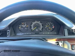 ✅ 1995 Mercedes-Benz E • VIN: WDBEA92E2SF296279 • Lot: 90707835. Listed on Copart with 154,283 mi. Free auction sales archive from the USA and detailed vehicle history report at DreamBid. Image 11.