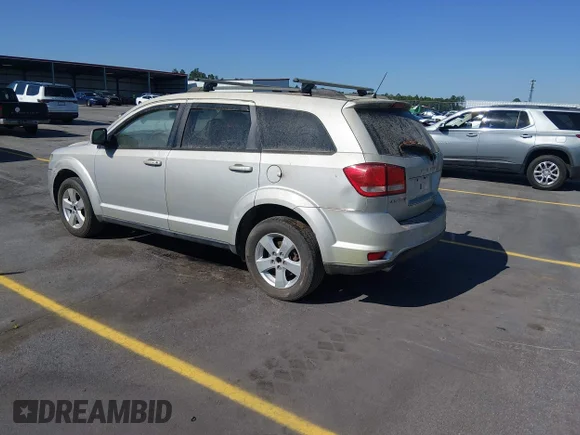 ✅ 2011 Dodge Journey Mainstreet • VIN: 3D4PG1FG6BT562093 • Lot: 45128171. Wystawiony na IAAI z przebiegiem 207 560 mil. Bezpłatny archiwum sprzedaży aukcyjnych z USA i szczegółowy raport historii pojazdu na DreamBid. Zdjęcie 3.
