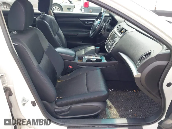 ✅ 2016 Nissan Altima S • VIN: 1N4AL3AP0GC271079 • Lot: 45188979. Wystawiony na IAAI z przebiegiem 106 523 mil. Bezpłatny archiwum sprzedaży aukcyjnych z USA i szczegółowy raport historii pojazdu na DreamBid. Zdjęcie 5.