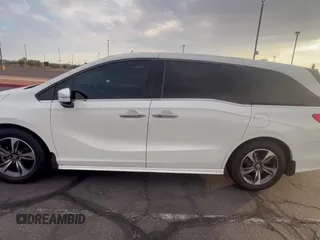 ✅ 2019 Honda Odyssey Touring • VIN: 5FNRL6H86KB053432 • Lot: 65482425. Wystawiony na Copart z przebiegiem 87 470 mil. Bezpłatny archiwum sprzedaży aukcyjnych z USA i szczegółowy raport historii pojazdu na DreamBid. Zdjęcie 11.