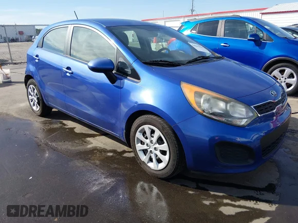 ✅ 2013 Kia Rio EX • VIN: KNADN5A33D6143923 • Lot: 44662639. Wystawiony na IAAI z przebiegiem 145 964 mil. Bezpłatny archiwum sprzedaży aukcyjnych z USA i szczegółowy raport historii pojazdu na DreamBid. Zdjęcie 1.