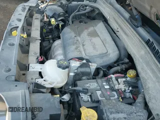 ✅ 2016 Jeep Renegade Latitude • VIN: ZACCJABT2GPE12576 • Lot: 42592614. Listed on IAAI with 151,838 mi. Free auction sales archive from the USA and detailed vehicle history report at DreamBid. Image 19.