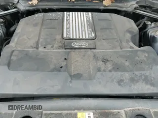 ✅ 2019 Land Rover Range Rover HSE • VIN: SALGS2SV6KA540942 • Лот: 42931416. Опубликован ранее на IAAI с пробегом 121 883 миль. Бесплатный доступ к архиву аукционных продаж из США и подробный отчёт об истории автомобиля на DreamBid. Изображение 19.