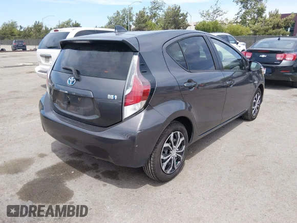 ✅ 2015 Toyota Prius Two • VIN: JTDKDTB3XF1105721 • Lot: 44983760. Wystawiony na IAAI z przebiegiem 115 847 mil. Bezpłatny archiwum sprzedaży aukcyjnych z USA i szczegółowy raport historii pojazdu na DreamBid. Zdjęcie 4.