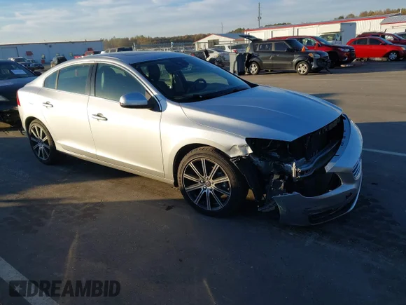 ✅ 2018 Volvo S60 Inscription • VIN: LYV402HK8JB172154 • Lot: 43633368. Listed on IAAI with 85,019 mi. Free auction sales archive from the USA and detailed vehicle history report at DreamBid. Image 1.