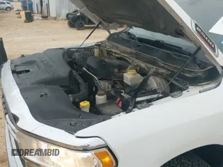 ✅ 2022 Ram 2500 Tradesman • VIN: 3C6UR5HJ2NG319475 • Лот: 43541353. Опубликован ранее на IAAI с пробегом 100 064 миль. Бесплатный доступ к архиву аукционных продаж из США и подробный отчёт об истории автомобиля на DreamBid. Изображение 21.