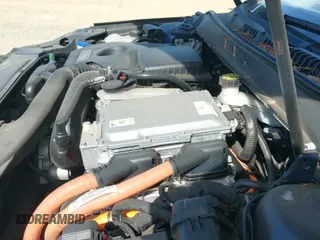 ✅ 2017 Lincoln MKZ Hybrid Select • VIN: 3LN6L5LUXHR649678 • Lot: 42108060. Listed on IAAI with 189,551 mi. Free auction sales archive from the USA and detailed vehicle history report at DreamBid. Image 19.