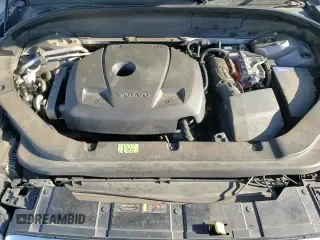 ✅ 2019 Volvo XC60 R-Design • VIN: LYVBR0DM9KB297464 • Lot: 93084125. Wystawiony na Copart z przebiegiem 128 760 mil. Bezpłatny archiwum sprzedaży aukcyjnych z USA i szczegółowy raport historii pojazdu na DreamBid. Zdjęcie 14.