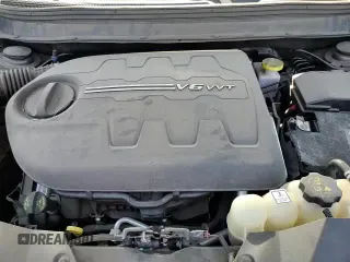 ✅ 2019 Jeep Cherokee Altitude • VIN: 1C4PJLLX5KD266518 • Лот: 49140105. Опубликован ранее на Copart с пробегом 71 335 миль. Бесплатный доступ к архиву аукционных продаж из США и подробный отчёт об истории автомобиля на DreamBid. Изображение 14.