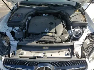 ✅ 2020 Mercedes-Benz GLC 300 • VIN: W1N0J8EB3LF858448 • Lot: 82509765. Listed on Copart with 51,581 mi. Free auction sales archive from the USA and detailed vehicle history report at DreamBid. Image 17.