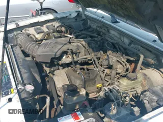 ✅ 2003 Ford Ranger XL Fleet • VIN: 1FTZR45E03PB80729 • Lot: 42895786. Wystawiony na IAAI z przebiegiem 268 699 mil. Bezpłatny archiwum sprzedaży aukcyjnych z USA i szczegółowy raport historii pojazdu na DreamBid. Zdjęcie 12.