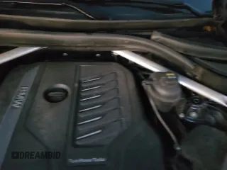 ✅ 2019 BMW X5 xDrive40i • VIN: 5UXCR6C56KLL05869 • Lot: 92683965. Wystawiony na Copart z przebiegiem 74 850 mil. Bezpłatny archiwum sprzedaży aukcyjnych z USA i szczegółowy raport historii pojazdu na DreamBid. Zdjęcie 17.