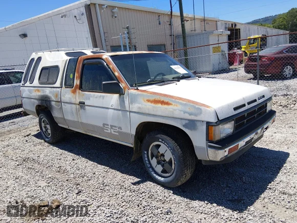 ✅ 1989 Nissan Hardbody • VIN: 1N6HD16S3KC421831 • Lot: 45118002. Wystawiony na IAAI z przebiegiem 228 809 mil. Bezpłatny archiwum sprzedaży aukcyjnych z USA i szczegółowy raport historii pojazdu na DreamBid. Zdjęcie 1.