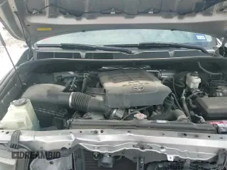 ✅ 2018 Toyota Sequoia SR5 • VIN: 5TDZY5G14JS070224 • Lot: 69282495. Listed on Copart with 70,054 mi. Free auction sales archive from the USA and detailed vehicle history report at DreamBid. Image 14.