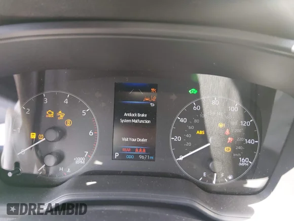 ✅ 2024 Toyota Corolla Hybrid SE • VIN: JTDBCMFE8RJ022667 • Lot: 44996006. Wystawiony na IAAI z przebiegiem 9 671 mil. Bezpłatny archiwum sprzedaży aukcyjnych z USA i szczegółowy raport historii pojazdu na DreamBid. Zdjęcie 7.