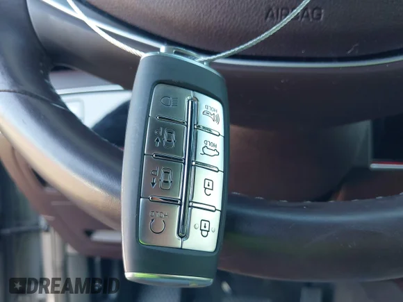 ✅ 2022 Genesis GV70 2.5T • VIN: KMUMADTB6NU059540 • Lot: 43294990. Wystawiony na IAAI z przebiegiem 30 412 mil. Bezpłatny archiwum sprzedaży aukcyjnych z USA i szczegółowy raport historii pojazdu na DreamBid. Zdjęcie 11.