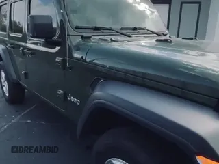 ✅ 2020 Jeep Wrangler Unlimited Willys • VIN: 1C4HJXDN0LW337901 • Lot: 94122825. Listed on Copart with 71,063 mi. Free auction sales archive from the USA and detailed vehicle history report at DreamBid. Image 11.