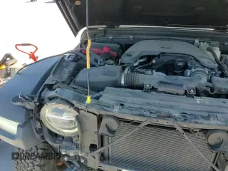 ✅ 2019 Jeep Wrangler Unlimited Rubicon • VIN: 1C4HJXFG8KW537101 • Lot: 69018875. Wystawiony na Copart z przebiegiem 18 058 mil. Bezpłatny archiwum sprzedaży aukcyjnych z USA i szczegółowy raport historii pojazdu na DreamBid. Zdjęcie 14.