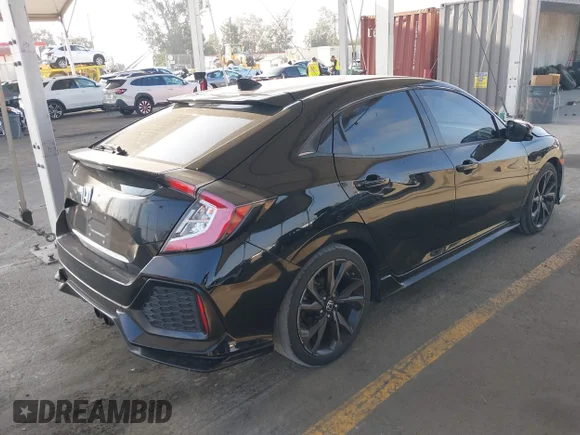 ✅ 2017 Honda Civic Sport Touring • VIN: SHHFK7H99HU418570 • Лот: 45457794. Опубліковано раніше на IAAI з пробігом 85 947 миль. Безкоштовний доступ до архіву аукціонних продажів зі США та докладний звіт про історію автомобіля на DreamBid. Зображення 4.