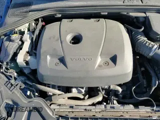 ✅ 2018 Volvo V60 • VIN: YV1A0MSW4J2392297 • Lot: 69792495. Listed on Copart with 100,014 mi. Free auction sales archive from the USA and detailed vehicle history report at DreamBid. Image 14.