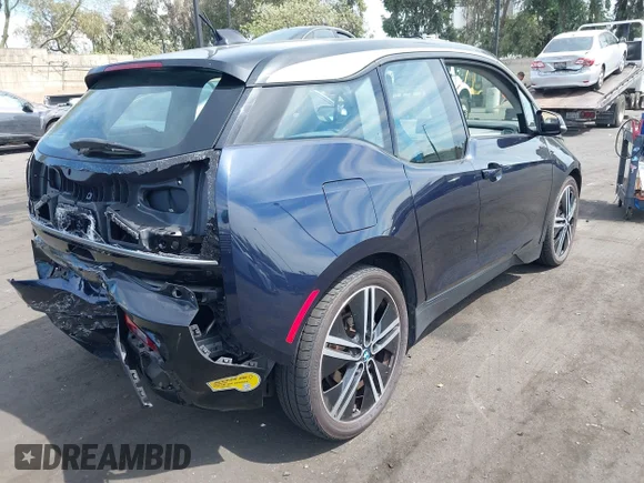 ✅ 2019 BMW i3 • VIN: WBY8P2C56K7D40637 • Lot: 43227121. Listed on IAAI with 66,053 mi. Free auction sales archive from the USA and detailed vehicle history report at DreamBid. Image 4.