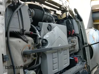 ✅ 2008 Cadillac SRX AWD • VIN: 1GYEE437680167508 • Lot: 42428103. Wystawiony na IAAI z przebiegiem 142 566 mil. Bezpłatny archiwum sprzedaży aukcyjnych z USA i szczegółowy raport historii pojazdu na DreamBid. Zdjęcie 12.