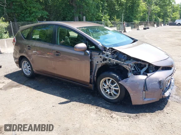 ✅ 2015 Toyota Prius Four • VIN: JTDZN3EU9FJ016822 • Lot: 45026517. Listed on IAAI with 173,434 mi. Free auction sales archive from the USA and detailed vehicle history report at DreamBid. Image 1.