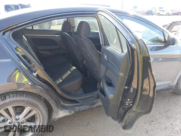 ✅ 2018 Hyundai Elantra Value Edition • VIN: 5NPD84LF6JH265429 • Лот: 44297940. Опубликован ранее на IAAI с пробегом 74 211 миль. Бесплатный доступ к архиву аукционных продаж из США и подробный отчёт об истории автомобиля на DreamBid. Изображение 8.