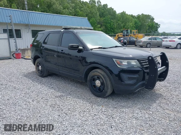 ✅ 2016 Ford Police Interceptor Utility • VIN: 1FM5K8AR9GGC27888 • Лот: 42037310. Опубліковано раніше на IAAI з пробігом 72 466 миль. Безкоштовний доступ до архіву аукціонних продажів зі США та докладний звіт про історію автомобіля на DreamBid. Зображення 1.