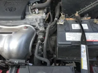 ✅ 2018 Toyota RAV4 XLE • VIN: JTMRFREV8JD247761 • Lot: 70195675. Wystawiony na Copart z przebiegiem 88 517 mil. Bezpłatny archiwum sprzedaży aukcyjnych z USA i szczegółowy raport historii pojazdu na DreamBid. Zdjęcie 14.