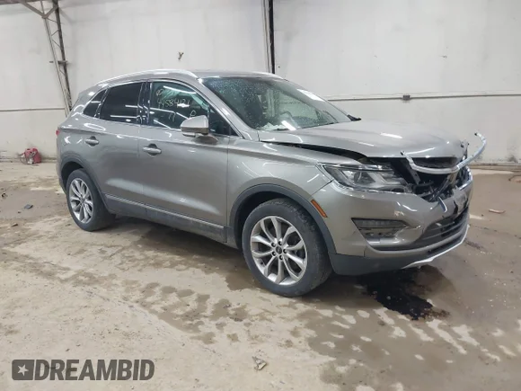 ✅ 2017 Lincoln MKC Select • VIN: 5LMCJ2D93HUL07884 • Лот: 44584121. Опубліковано раніше на IAAI з пробігом 111 736 миль. Безкоштовний доступ до архіву аукціонних продажів зі США та докладний звіт про історію автомобіля на DreamBid. Зображення 1.