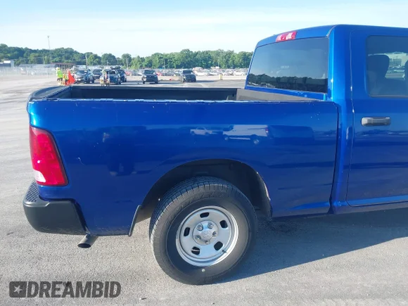 ✅ 2019 Ram 1500 Tradesman • VIN: 1C6RR6FG6KS647778 • Lot: 45362252. Listed on IAAI with 17,972 mi. Free auction sales archive from the USA and detailed vehicle history report at DreamBid. Image 6.