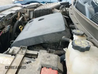 ✅ 2020 Buick Enclave Preferred • VIN: 5GAERAKW1LJ313934 • Lot: 43114493. Wystawiony na IAAI z przebiegiem 92 895 mil. Bezpłatny archiwum sprzedaży aukcyjnych z USA i szczegółowy raport historii pojazdu na DreamBid. Zdjęcie 20.