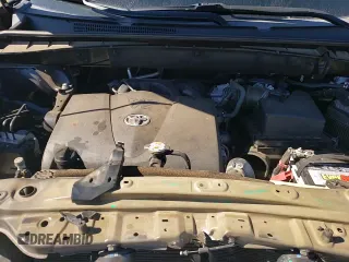 ✅ 2019 Toyota Highlander SE • VIN: 5TDKZRFH3KS559820 • Lot: 90866485. Wystawiony na Copart z przebiegiem 113 688 mil. Bezpłatny archiwum sprzedaży aukcyjnych z USA i szczegółowy raport historii pojazdu na DreamBid. Zdjęcie 14.