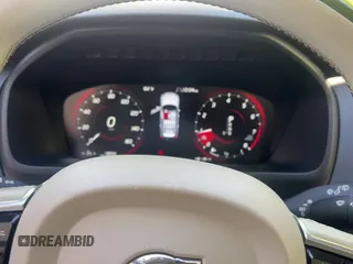 ✅ 2016 Volvo XC90 T5 Momentum • VIN: YV4102XK4G1056838 • Лот: 70683245. Опубликован ранее на Copart с пробегом 188 564 миль. Бесплатный доступ к архиву аукционных продаж из США и подробный отчёт об истории автомобиля на DreamBid. Изображение 11.