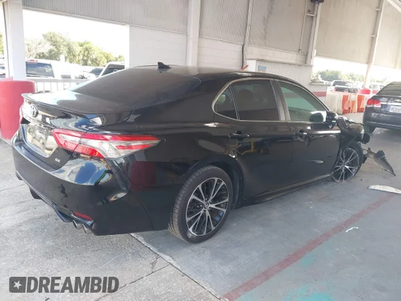 ✅ 2019 Toyota Camry SE • VIN: 4T1B11HK7KU171725 • Lot: 44002570. Wystawiony na IAAI z przebiegiem 79 282 mil. Bezpłatny archiwum sprzedaży aukcyjnych z USA i szczegółowy raport historii pojazdu na DreamBid. Zdjęcie 4.